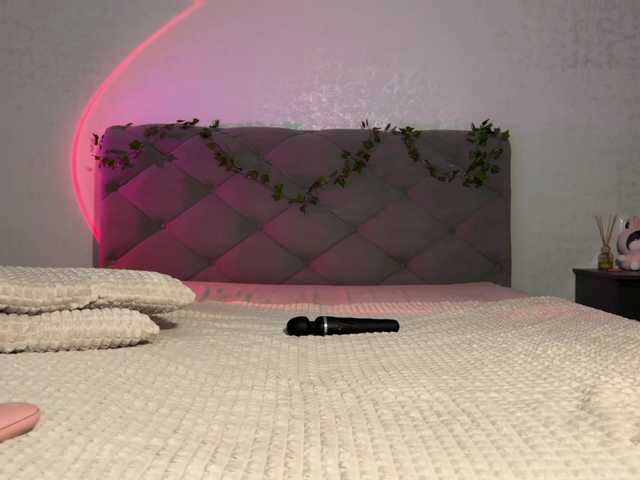 muIatkaa's BongaCams show and profile