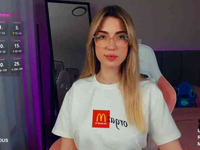 Miss-Tory webcam