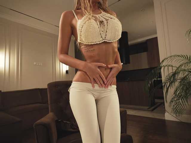 baby-maksin from BongaCams