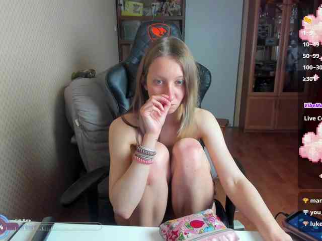 cuteMila webcam