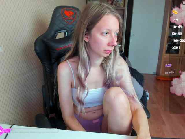 cuteMila webcam