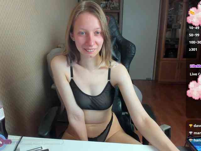 cuteMila webcam