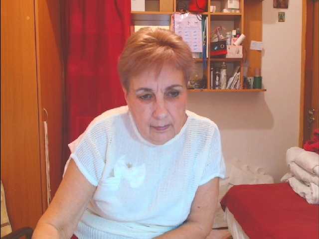 Kira9476's BongaCams show and profile