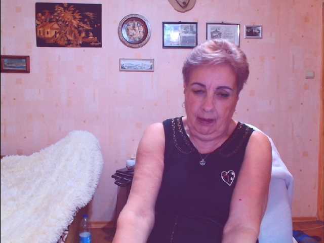 Kira9476's BongaCams show and profile