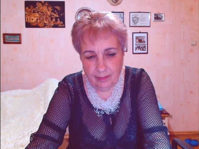 Kira9476's BongaCams show and profile