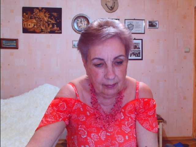 Kira9476's BongaCams show and profile