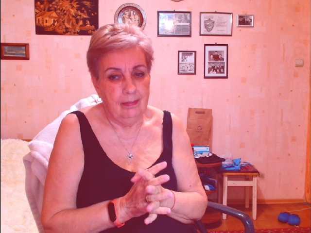 Kira9476's BongaCams show and profile