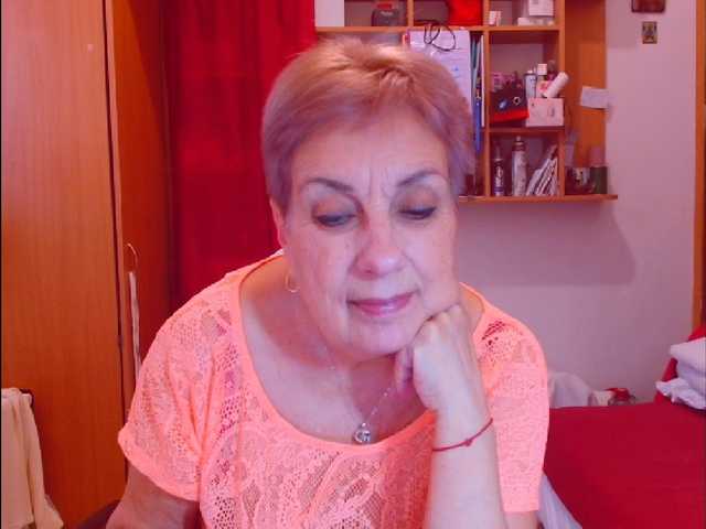 Kira9476's BongaCams show and profile