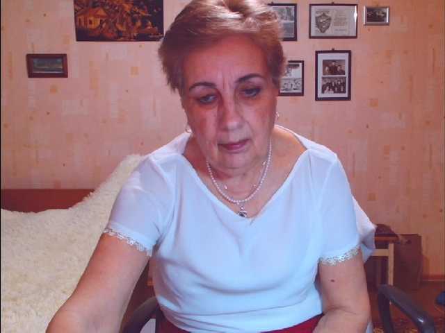 Kira9476's BongaCams show and profile