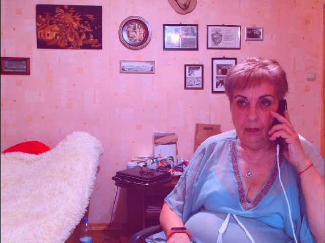 Kira9476's BongaCams show and profile