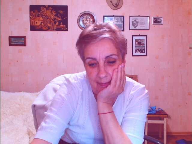 Kira9476's BongaCams show and profile