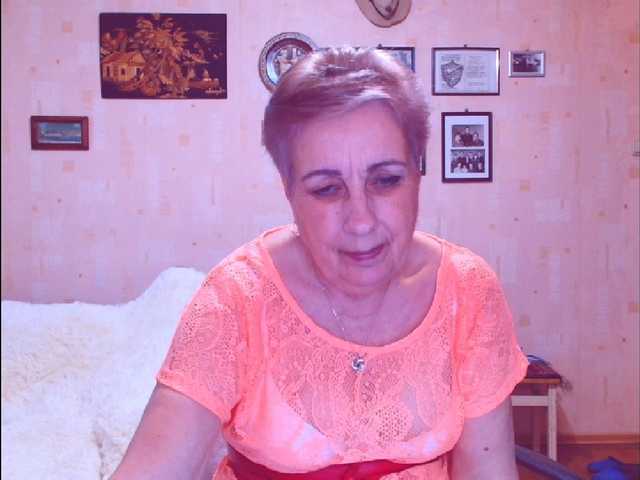 Kira9476's BongaCams show and profile