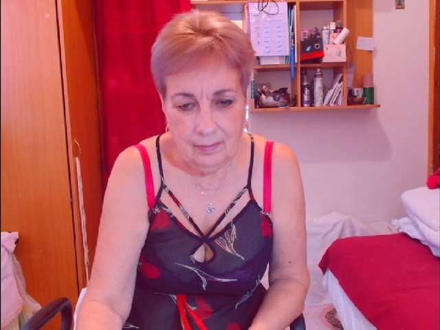 go to chat with Victoria5643