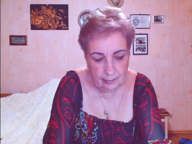 Kira9476's BongaCams show and profile