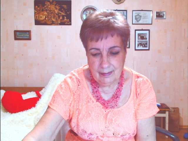 Kira9476's BongaCams show and profile