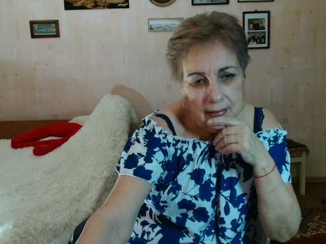 Kira9476's BongaCams show and profile