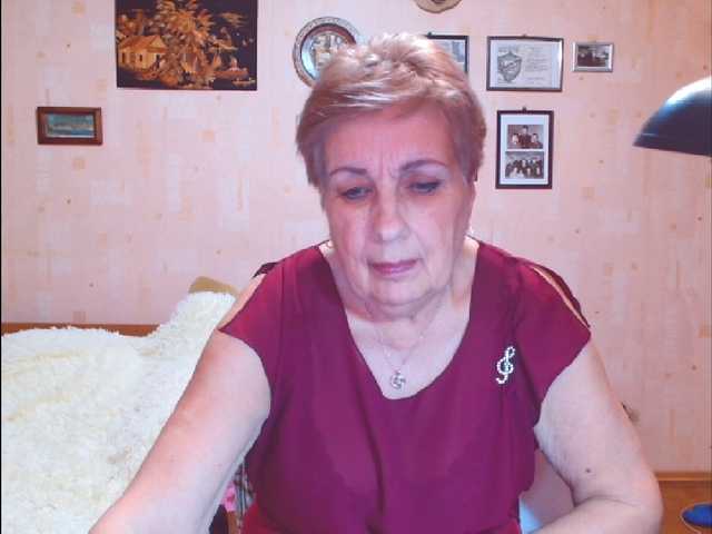 Kira9476's BongaCams show and profile