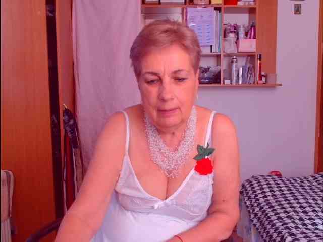 chat cam room Kira9476