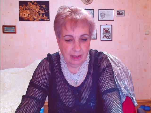 Kira9476 Live Webcam on BongaCams