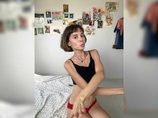 thechloee's BongaCams show and profile