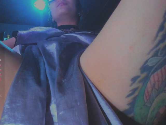 LilithDark's BongaCams show and profile