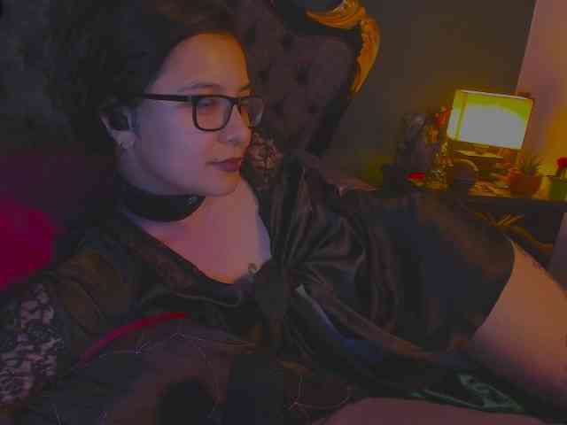 Lilith_mystic webcam