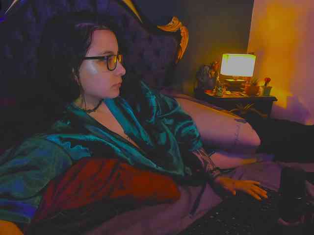 Lilith_mystic webcam