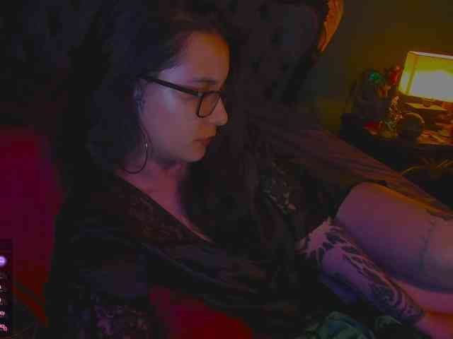Lilith_mystic webcam