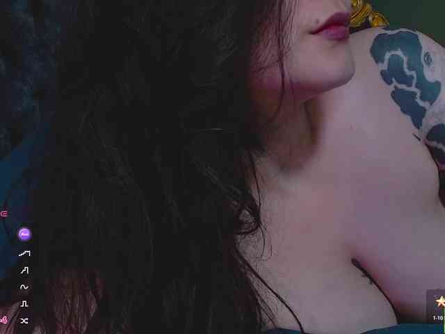 Lilith_mystic webcam