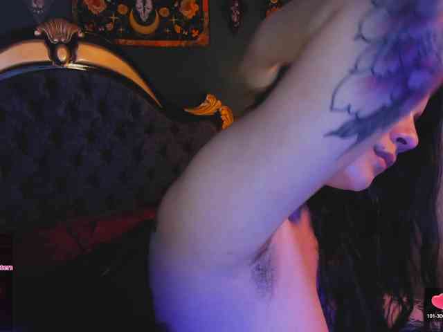Lilith_mystic webcam