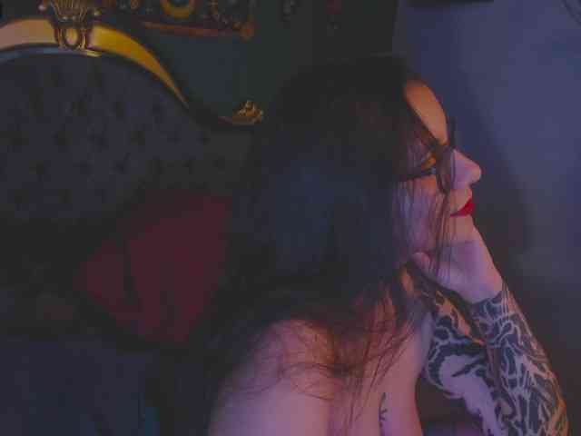 Lilith_mystic webcam