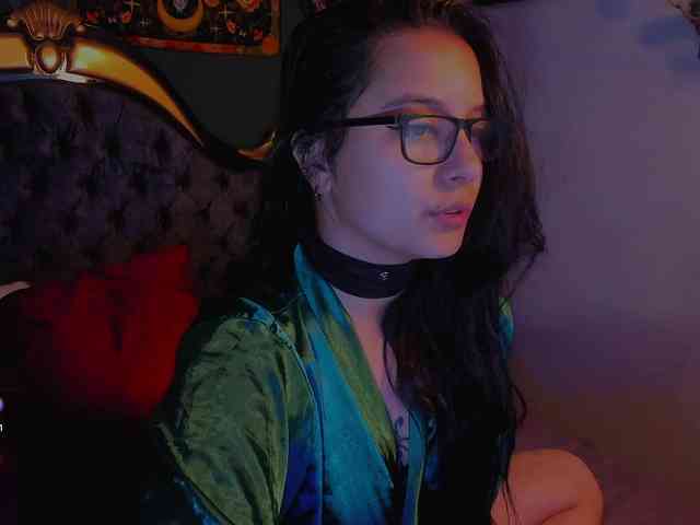 Lilith_mystic webcam