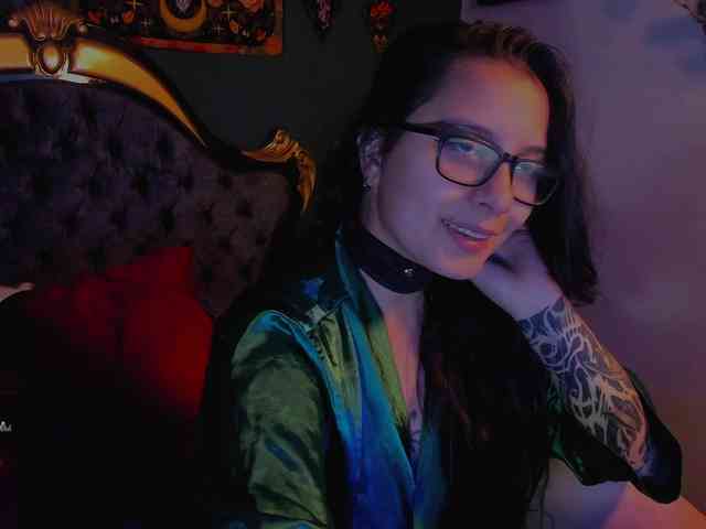 Lilith_mystic webcam