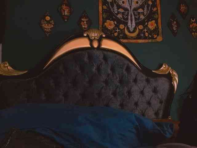 Lilith_mystic webcam