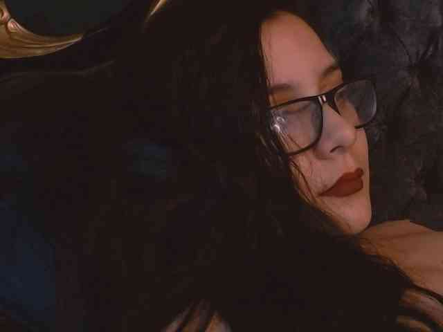 Lilith_mystic webcam