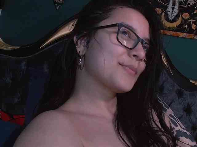 Lilith_mystic webcam