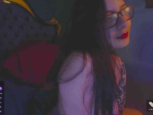 Lilith_mystic webcam