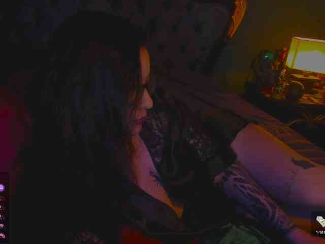 Lilith_mystic webcam