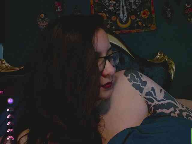 Lilith_mystic webcam