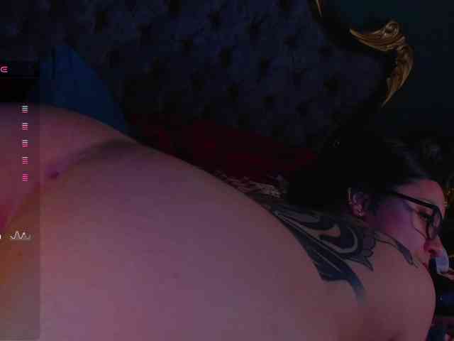 Lilith_mystic webcam