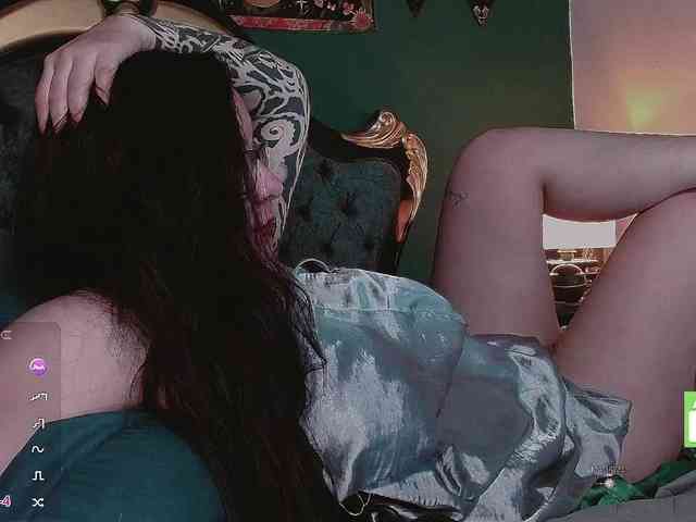 Lilith_mystic webcam