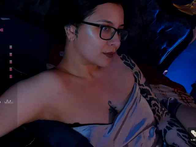 Lilith_mystic webcam