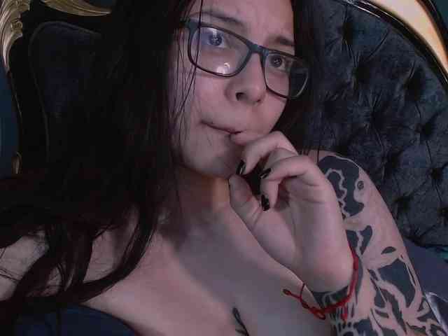 Lilith_mystic webcam