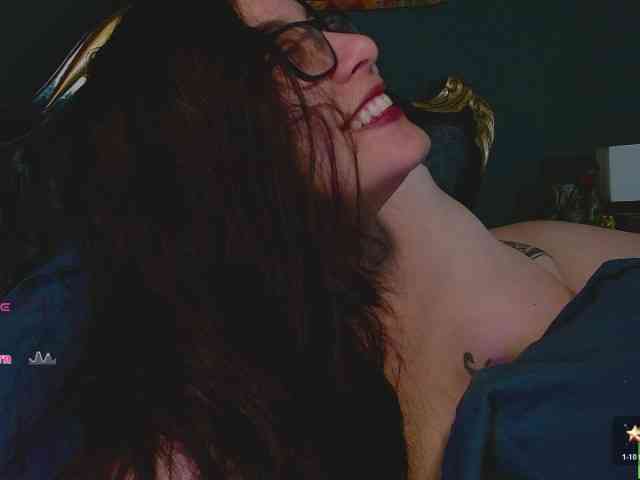 Lilith_mystic webcam