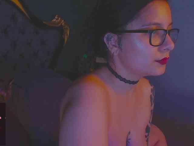 Lilith_mystic webcam