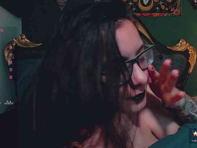 Lilith_mystic webcam