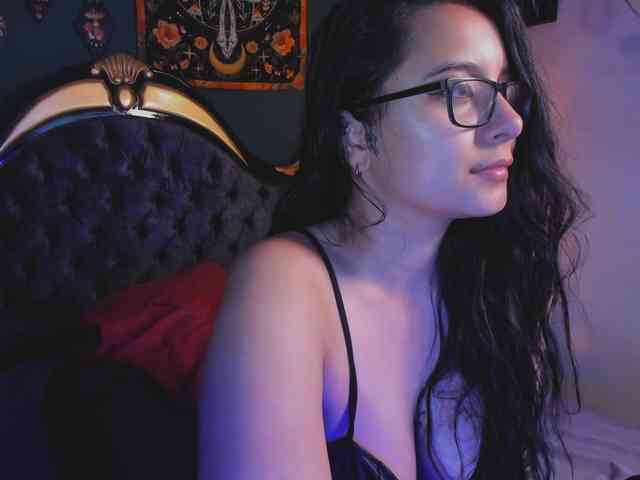 Lilith_mystic webcam
