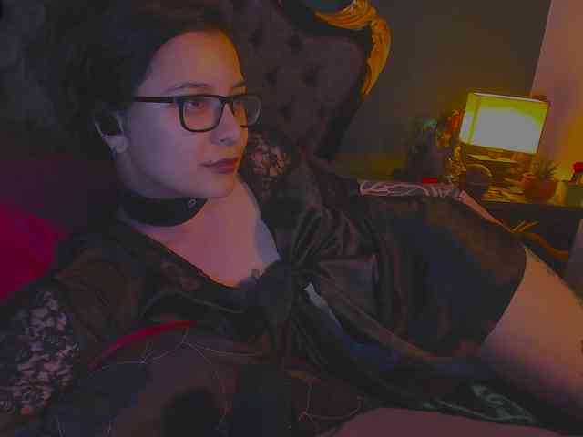 Lilith_mystic webcam