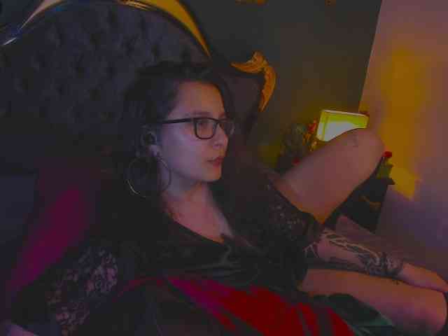 Lilith_mystic webcam