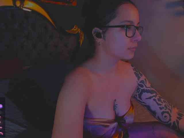 Lilith_mystic webcam